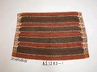 藏品(女子珠飾長裙)的圖片